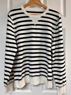 Eleventy Black and White Striped Crewneck Pullover